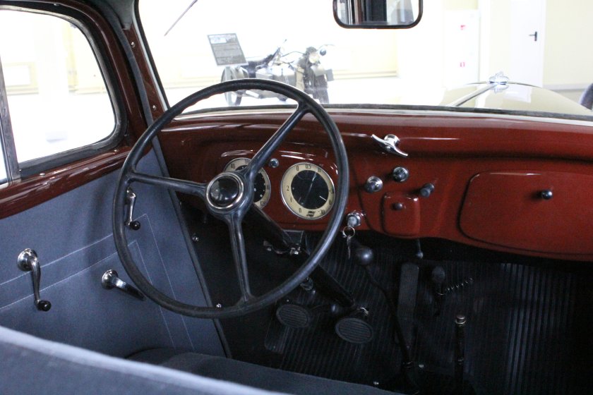 ГАЗ м1 салон