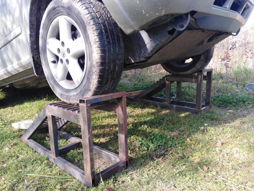 Универсальная разборная эстакада УРЭ-300ал