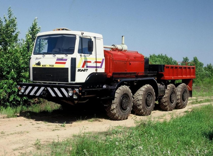 Тягач МЗКТ-7429