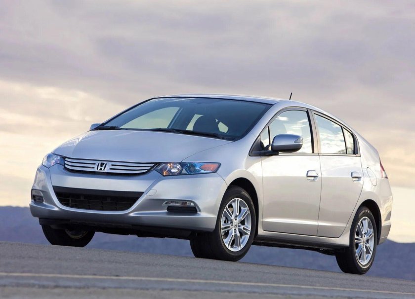 Хонда Инсайт 2010