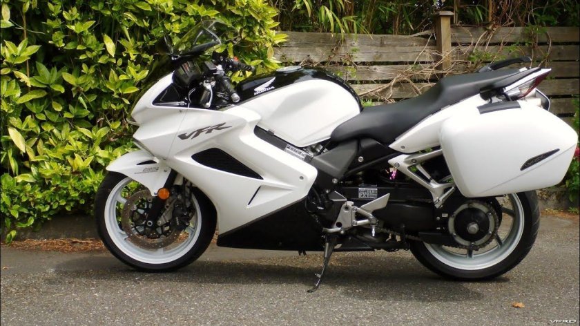 Honda vfr 800 interceptor