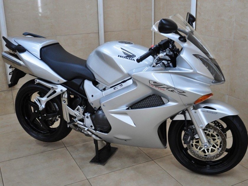 Хонда вфр 800