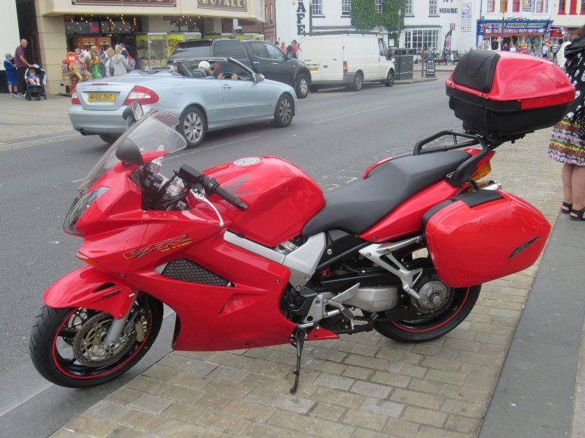 Honda VFR 800 VTEC