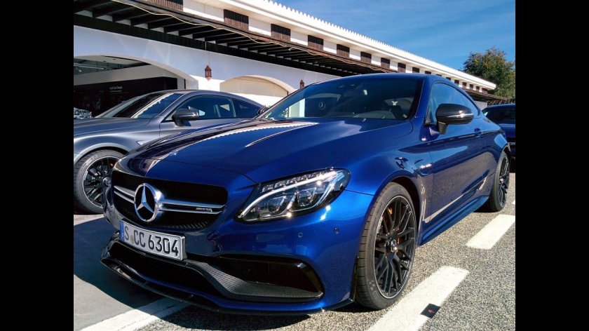 Мерседес-Бенц c63 AMG