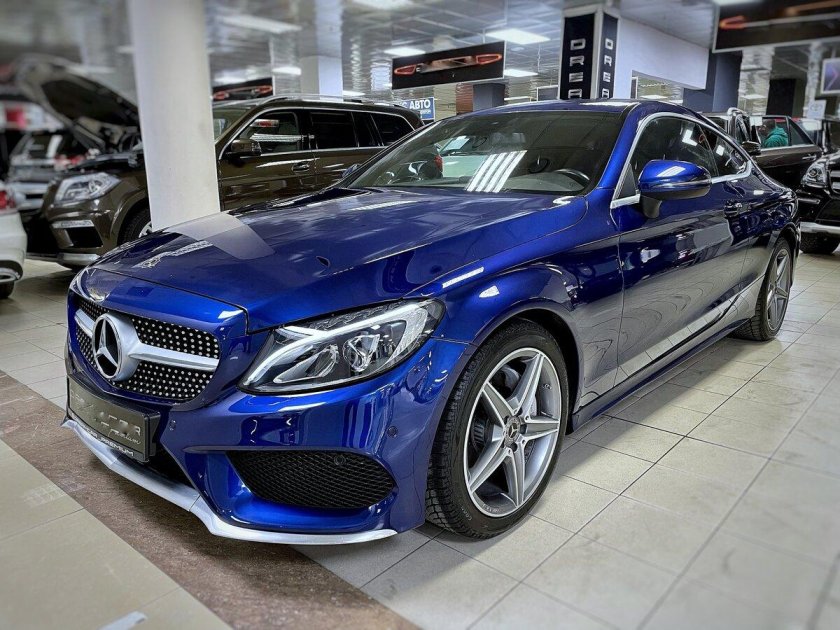 Мерседес бриллиант Блау