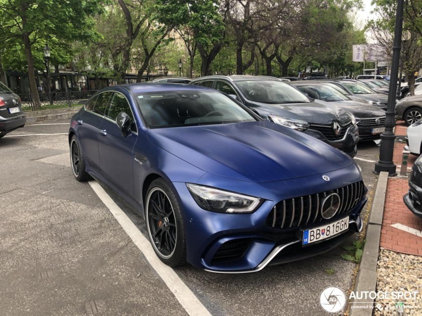 Mercedes AMG gt 63 s