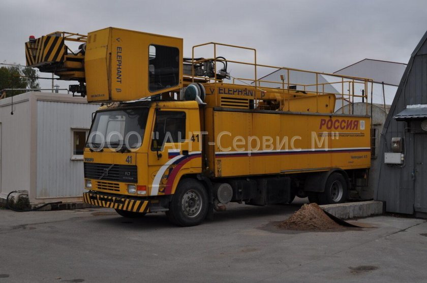 Противообледенительная машина Elephant Beta