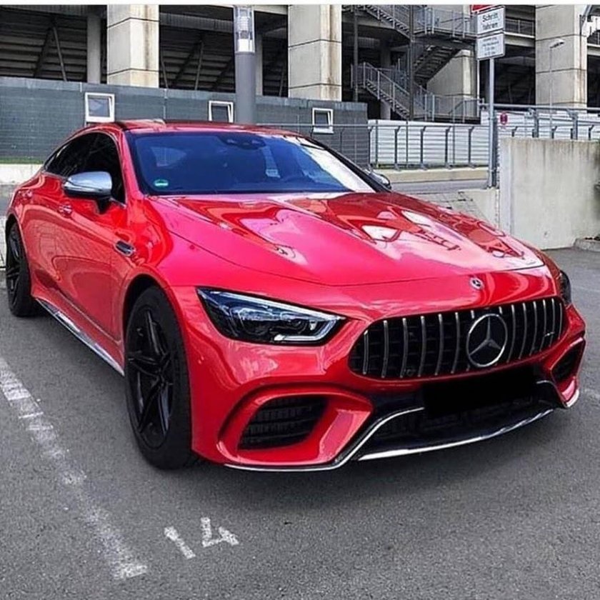 AMG gt 63s красный