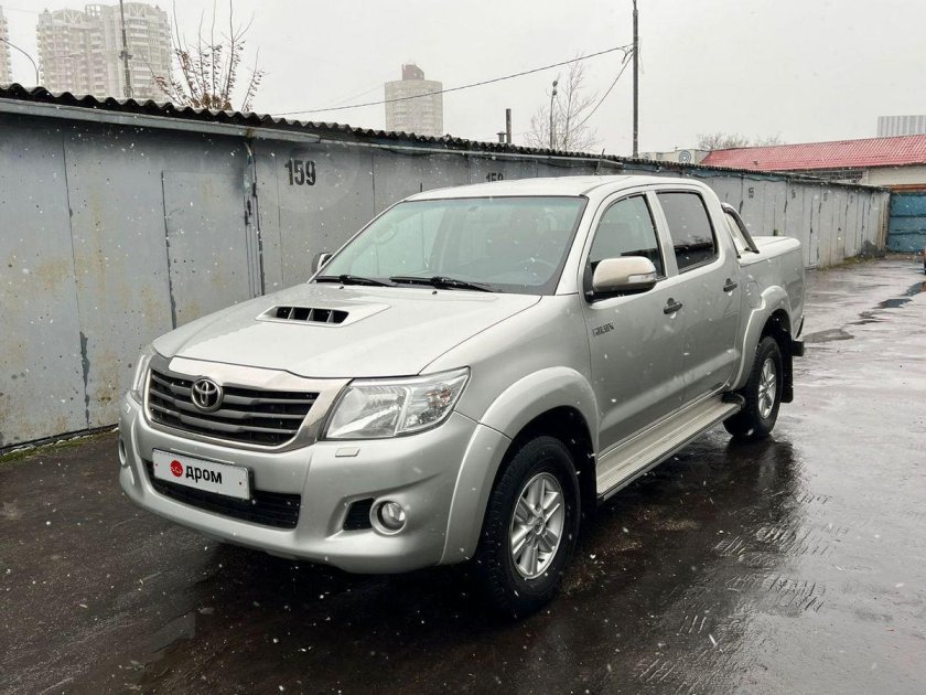Toyota Hilux 2014