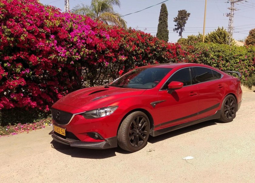 Mazda 6 Red