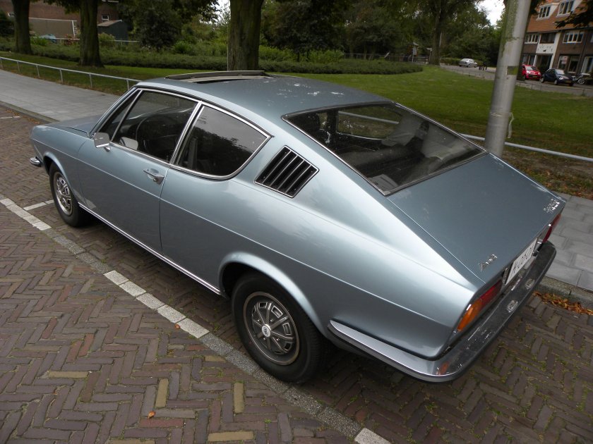 Audi 100 Coupe s