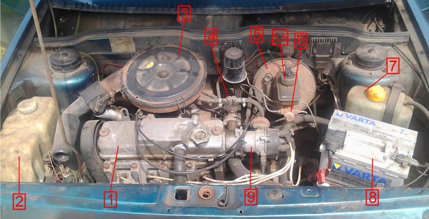 ВАЗ 21099 под капотом карбюратор