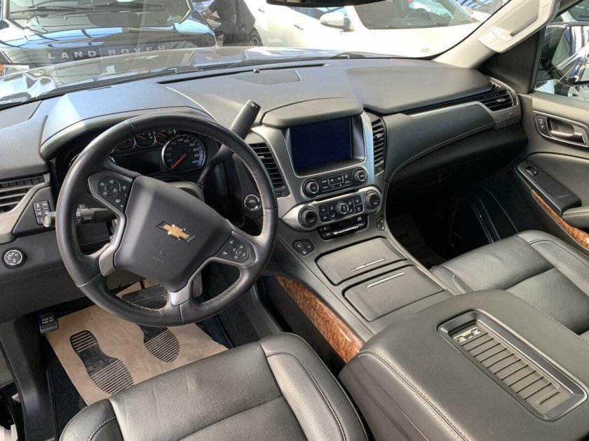 Chevrolet Tahoe 2015 салон