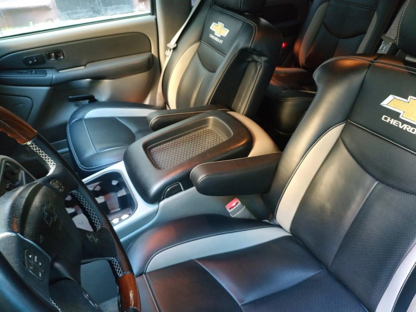 Tahoe 900 салон