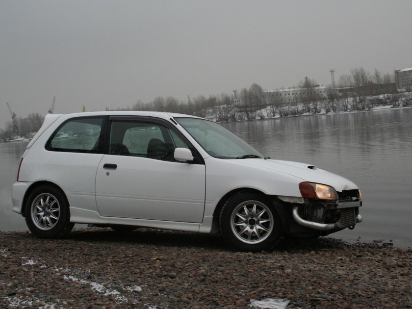 Toyota Starlet 2023
