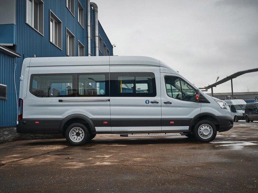Ford Transit пассажирский