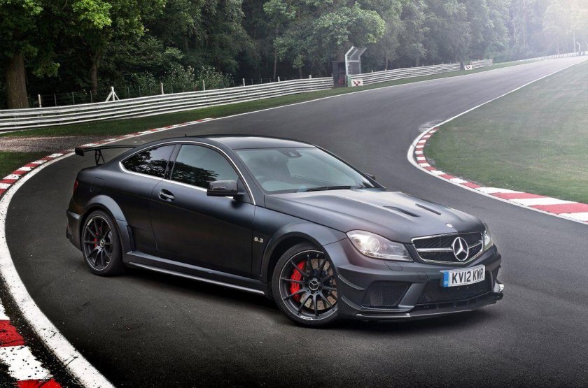 Mercedes c63 AMG