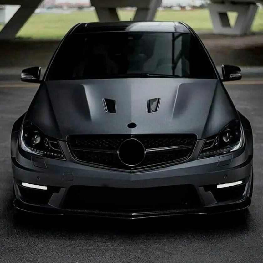 Mercedes Benz c63 AMG w204