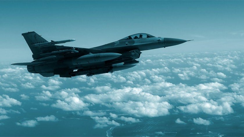 F-16 Fighting Falcon