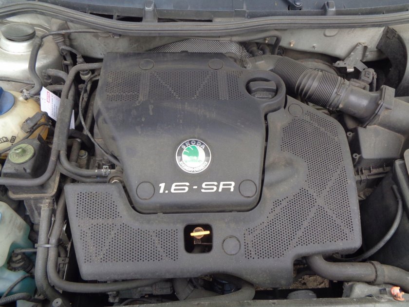 Шкода Октавия 1.6 MPI