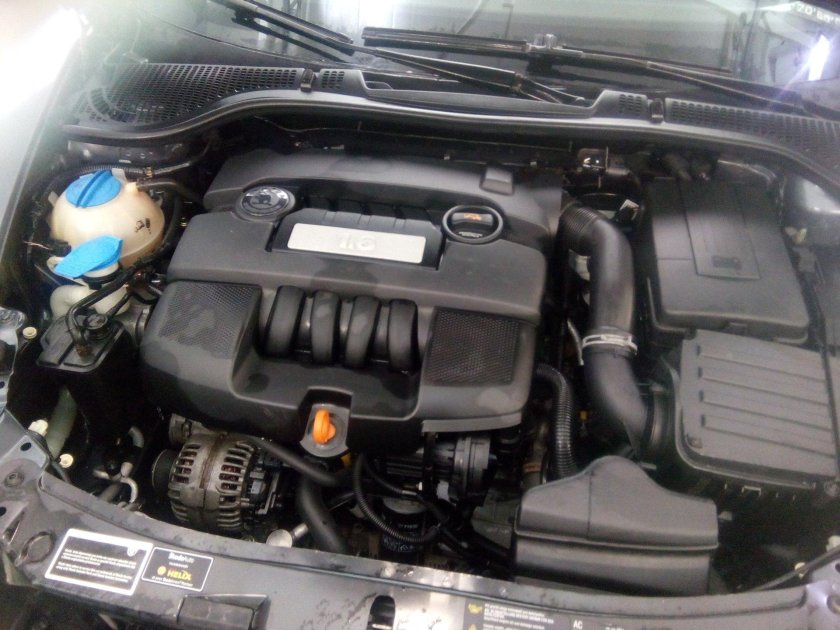 Шкода Октавия 1.6 MPI