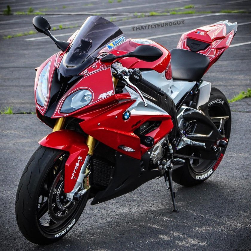 Мотоцикл бмв s 1000 rr красный