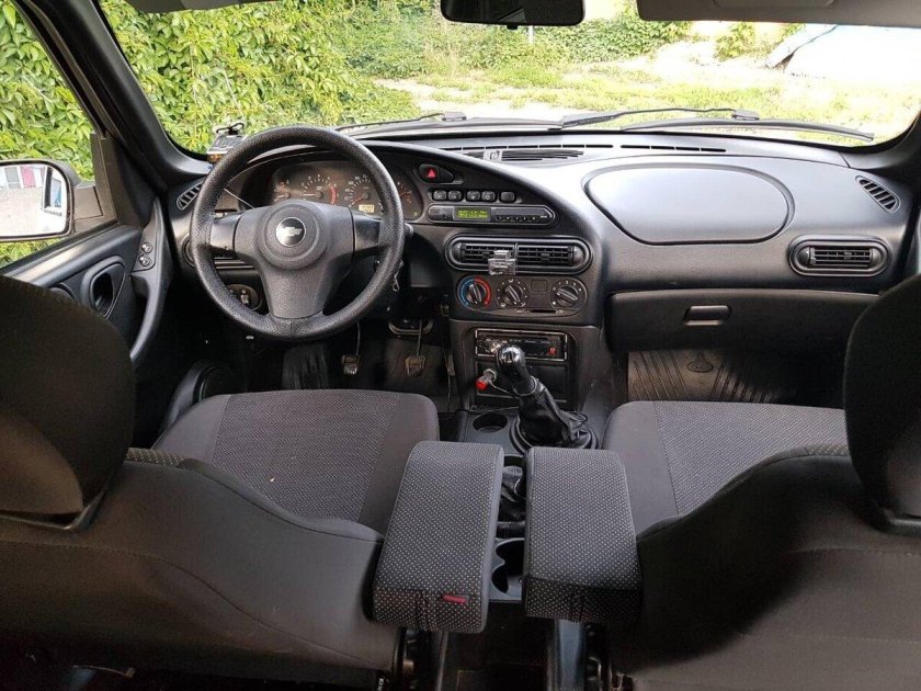 Нива Шевроле 2008 салон