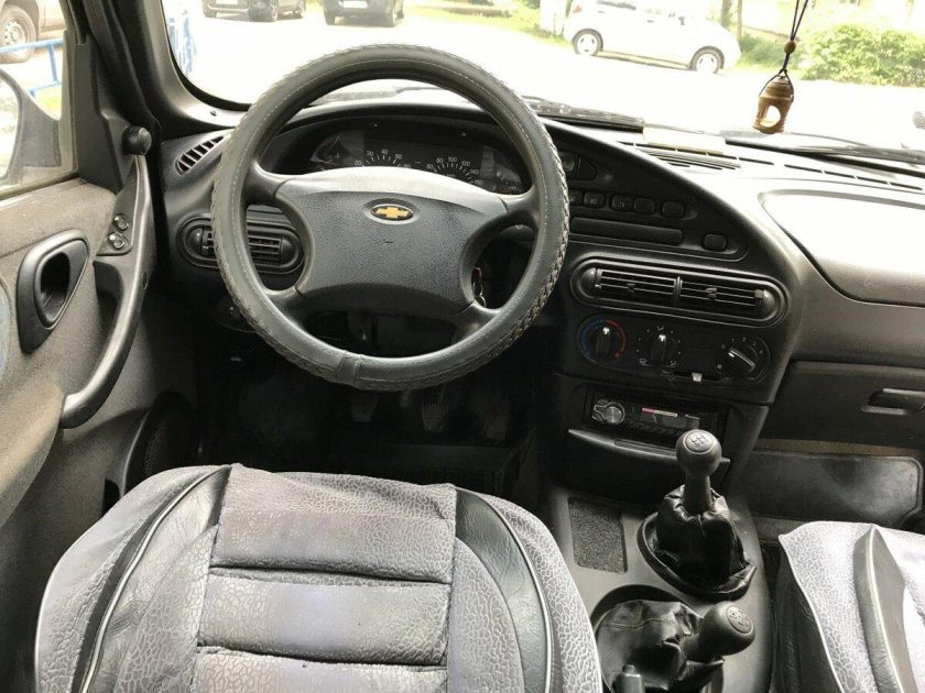 Нива Шевроле 2005 салон