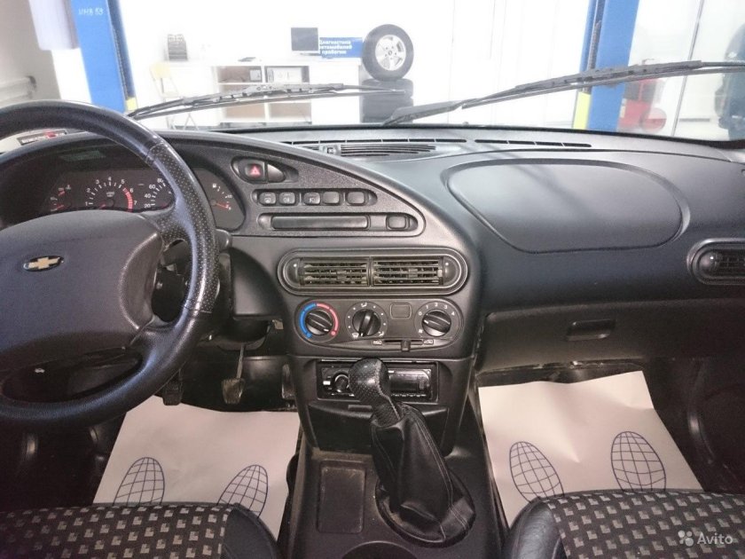 Chevrolet Niva 2008 салон