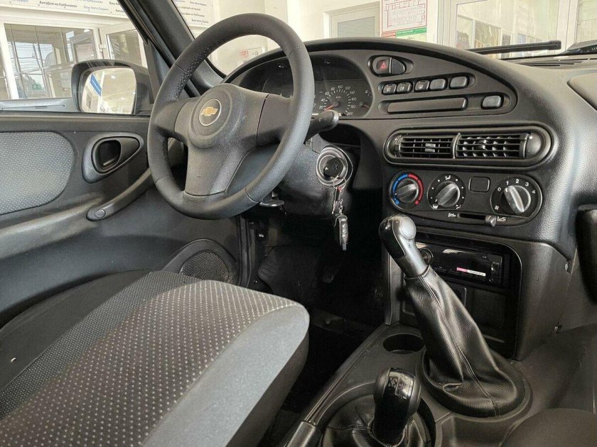 Chevrolet Niva 2013