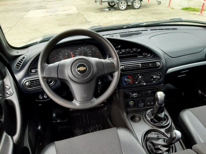 Нива Шевроле 2017 салон