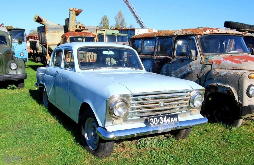 Старые отреставрированные машины