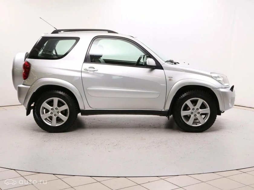 Toyota RAV 3 дверный