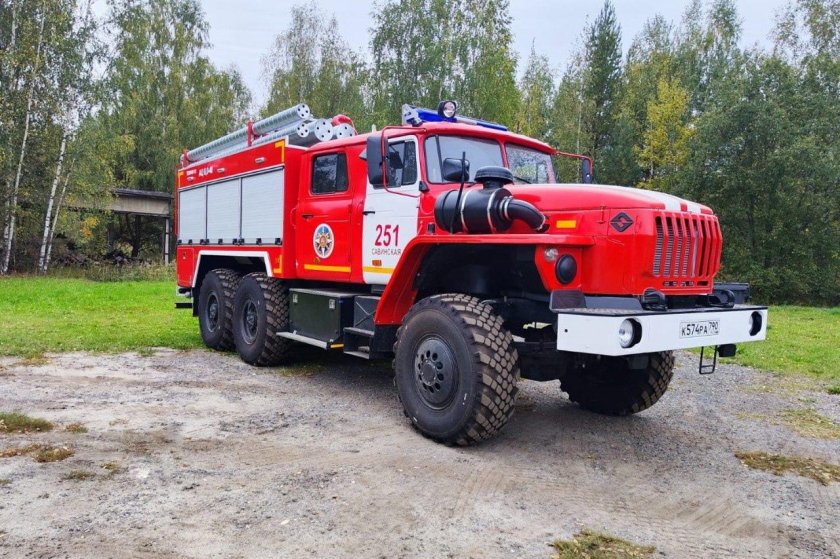 Пожарная машина Урал 5557 АЦ 6.0-40