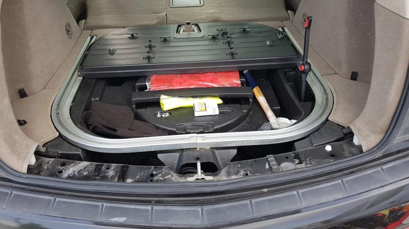 Cadillac SRX 2 запаска