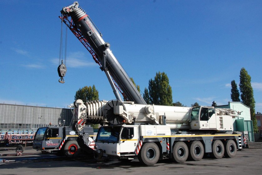 Либхер ЛТМ 1200