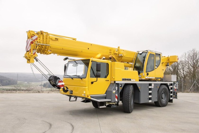 Автокран Liebherr LTM-1040-2.1