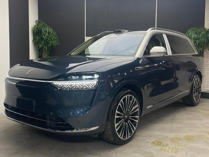 Автомобиль huawei