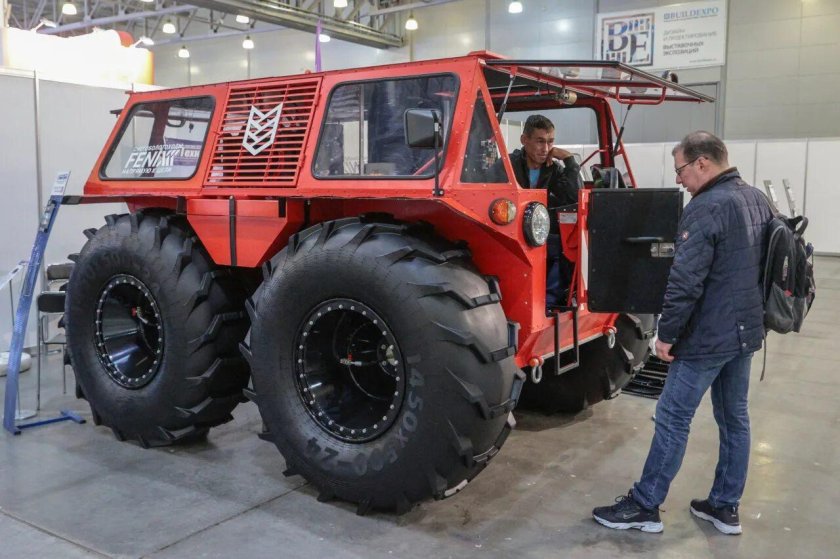 Снегоболотоход Феникс