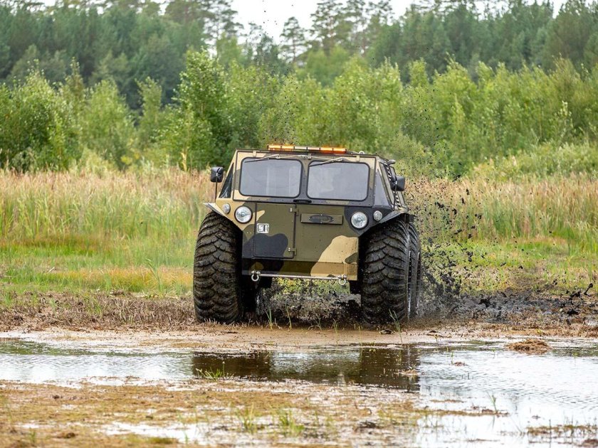 Вездеход-амфибия «Бурлак»