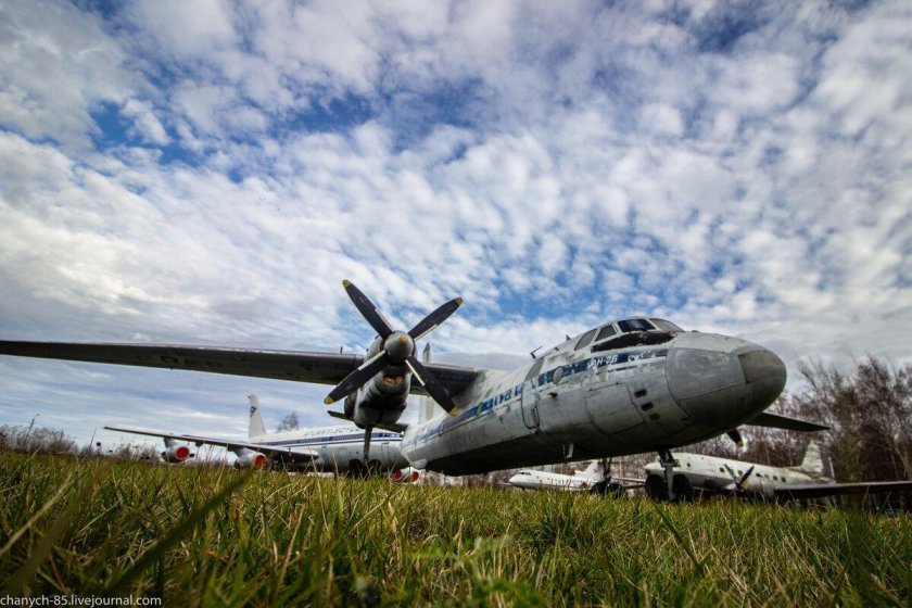 АН 26 Остафьево