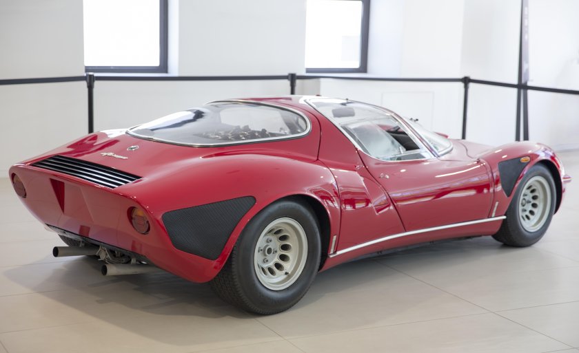 Alfa romeo 33 stradale 2023
