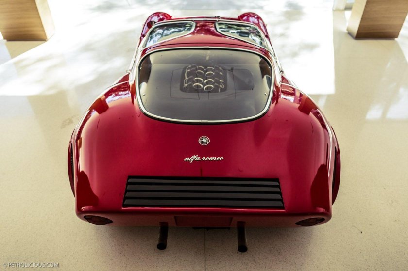 Alfa romeo stradale