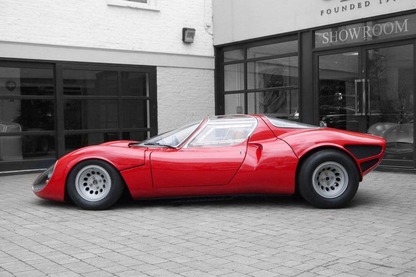 Alfa romeo 33 stradale 2023
