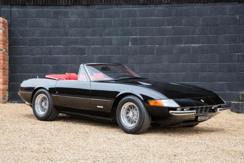 Ferrari daytona