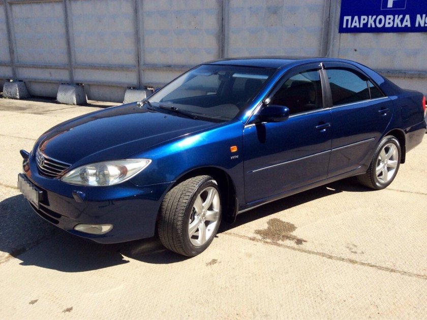 Toyota Camry v30 2005