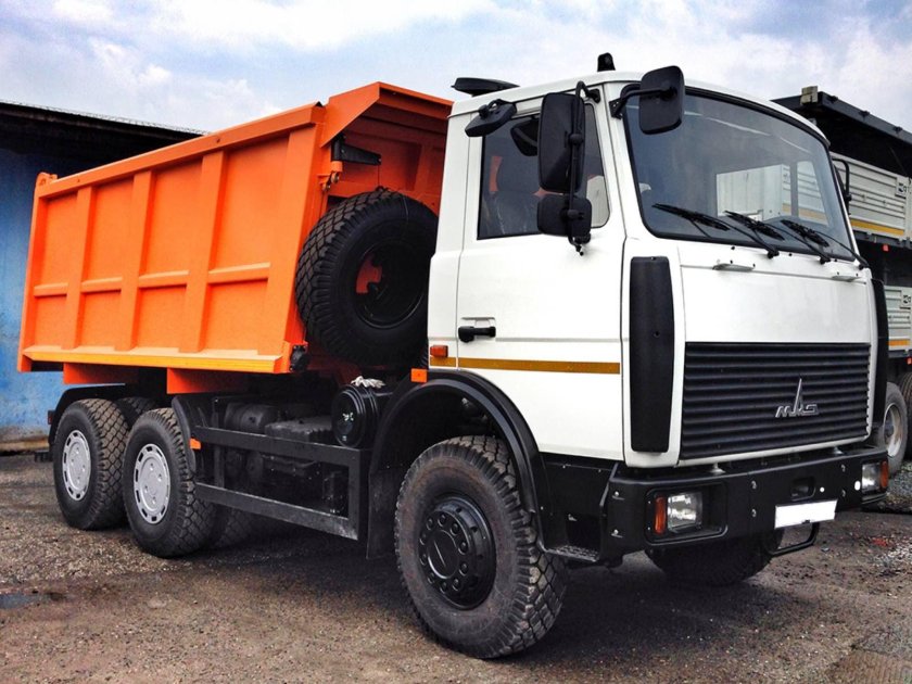 МАЗ самосвал 12т