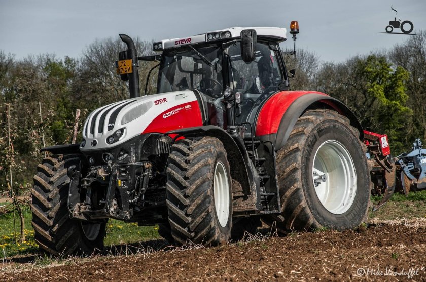 Трактор Steyr 8075