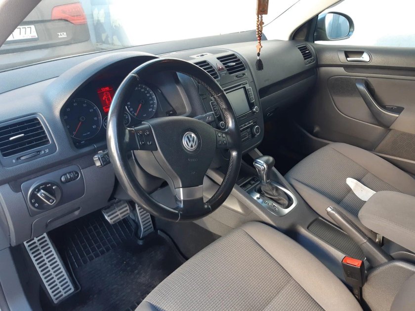 Фольксваген Джетта 5 салон