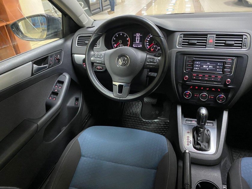 Фольксваген Джетта 2008 автомат